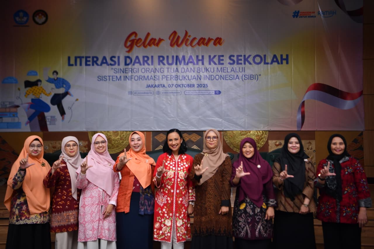 SIBI Jadi Jembatan Orang Tua dan Anak Tumbuhkan Budaya Literasi Mulai dari Lingkup Keluarga